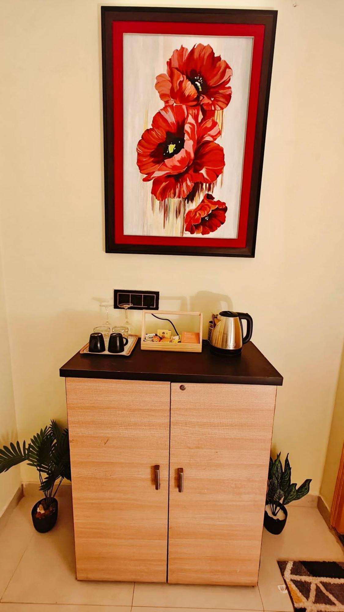 The Yellow House - Couple'S Getaway In Gomti Nagar- 1 Bhk Lucknow Bagian luar foto